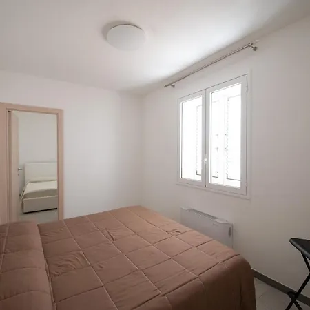 10 E Lode Aparthotel *