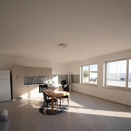 10 E Lode Appart hôtel *