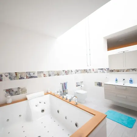 Aparthotel 10 E Lode