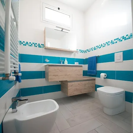 10 E Lode Aparthotel