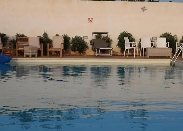 10 E Lode Aparthotel